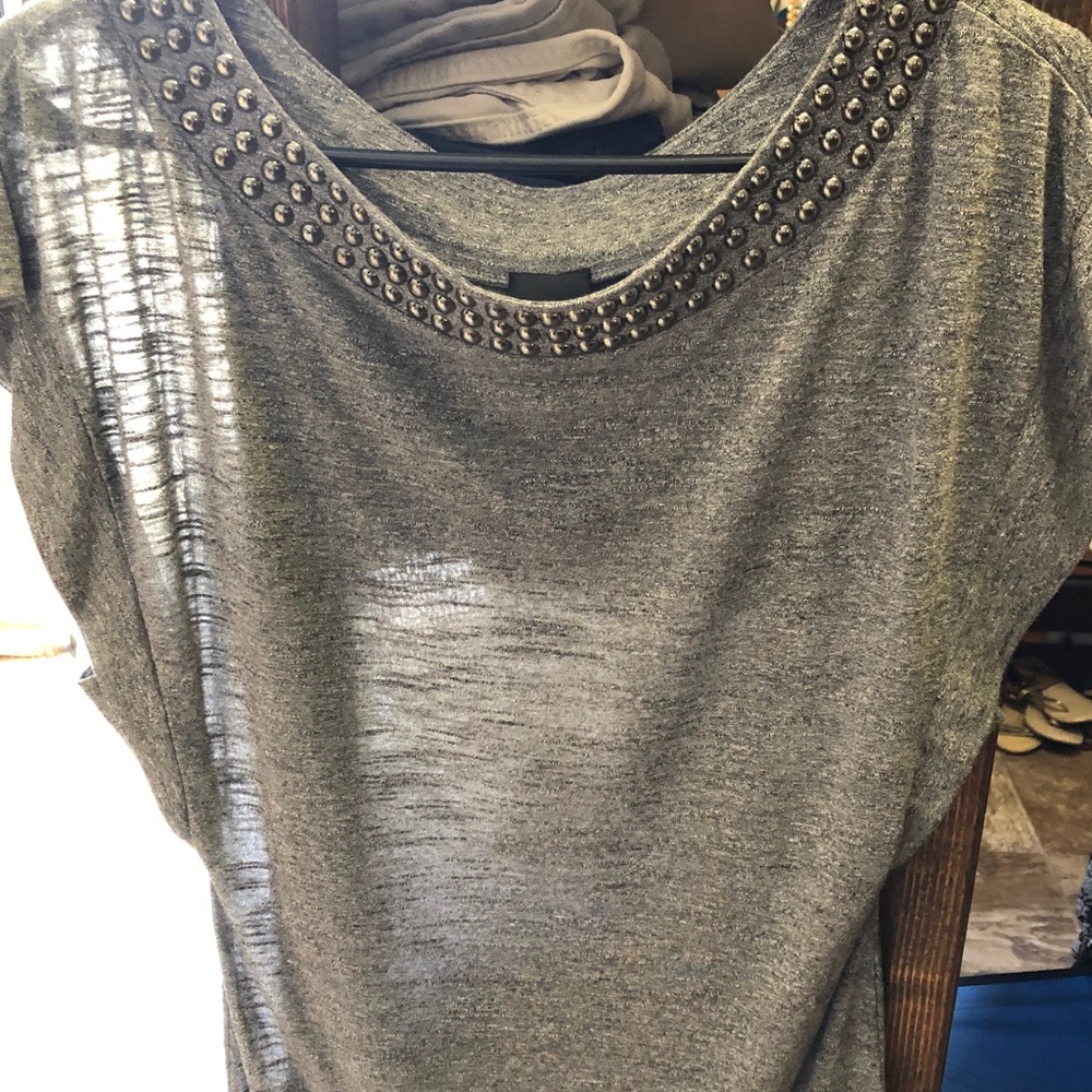 Gray shirt